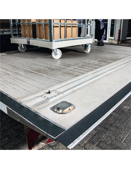 Nastro adesivo antiscivolo 50mmx15m nero DURALINE GRIP+ Durable 1096-01 DURABLE SEGNALETICA