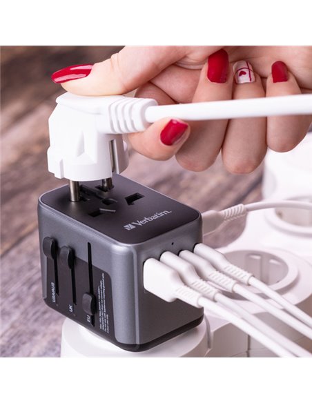 Adattatore da viaggio Verbatim UTA-03 PD30W / QC / 2xUSB / 2xType-C 49545