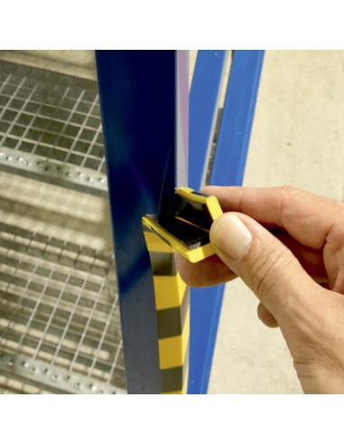 Profilo paracolpi angolare magnetico C20 giallo/nero 1m Durable 1111-130